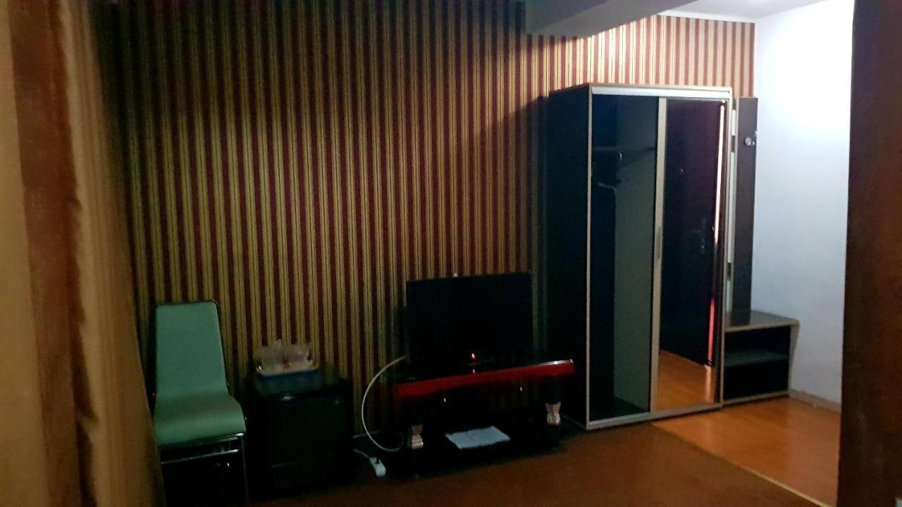 Asia Hotel Zsilvásárhely Kültér fotó