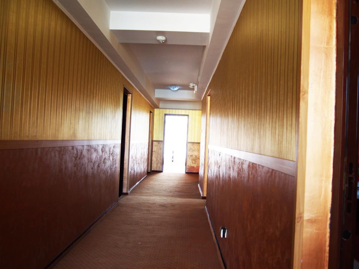 Asia Hotel Zsilvásárhely Kültér fotó