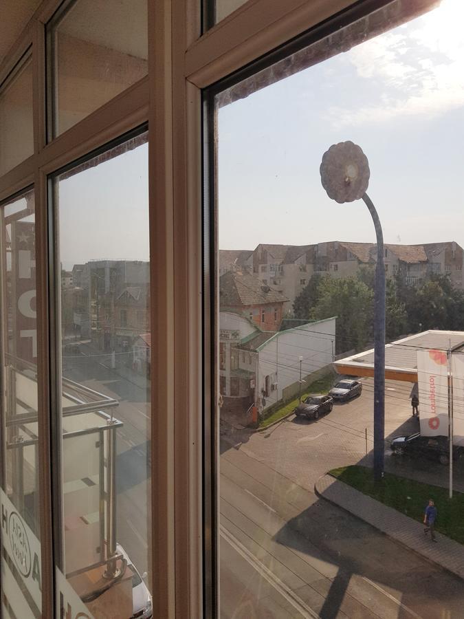 Asia Hotel Zsilvásárhely Kültér fotó
